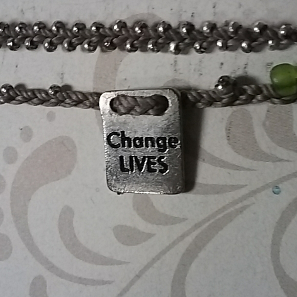 Set of handwoven bracelets from Guatemala - Picture 1 of 8